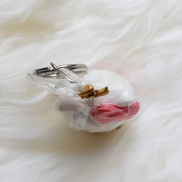 Hello Kitty Sanrio Keychain - NWOT - Picture 3 of 6